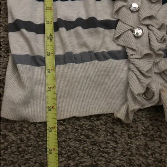 Charlotte button up ruffle cardigan grey with stripes green yellow blue - Picture 7 of 7